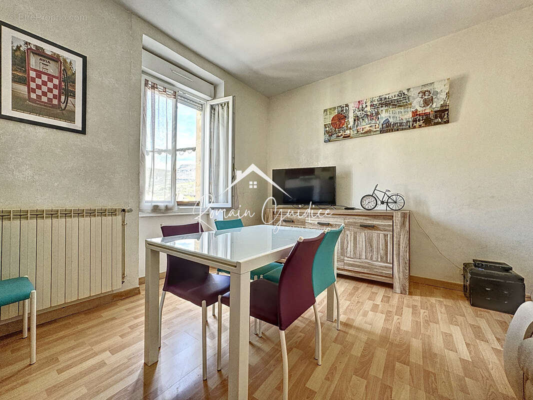 Appartement type 2 de 44 m2 en centre ville - photo 5