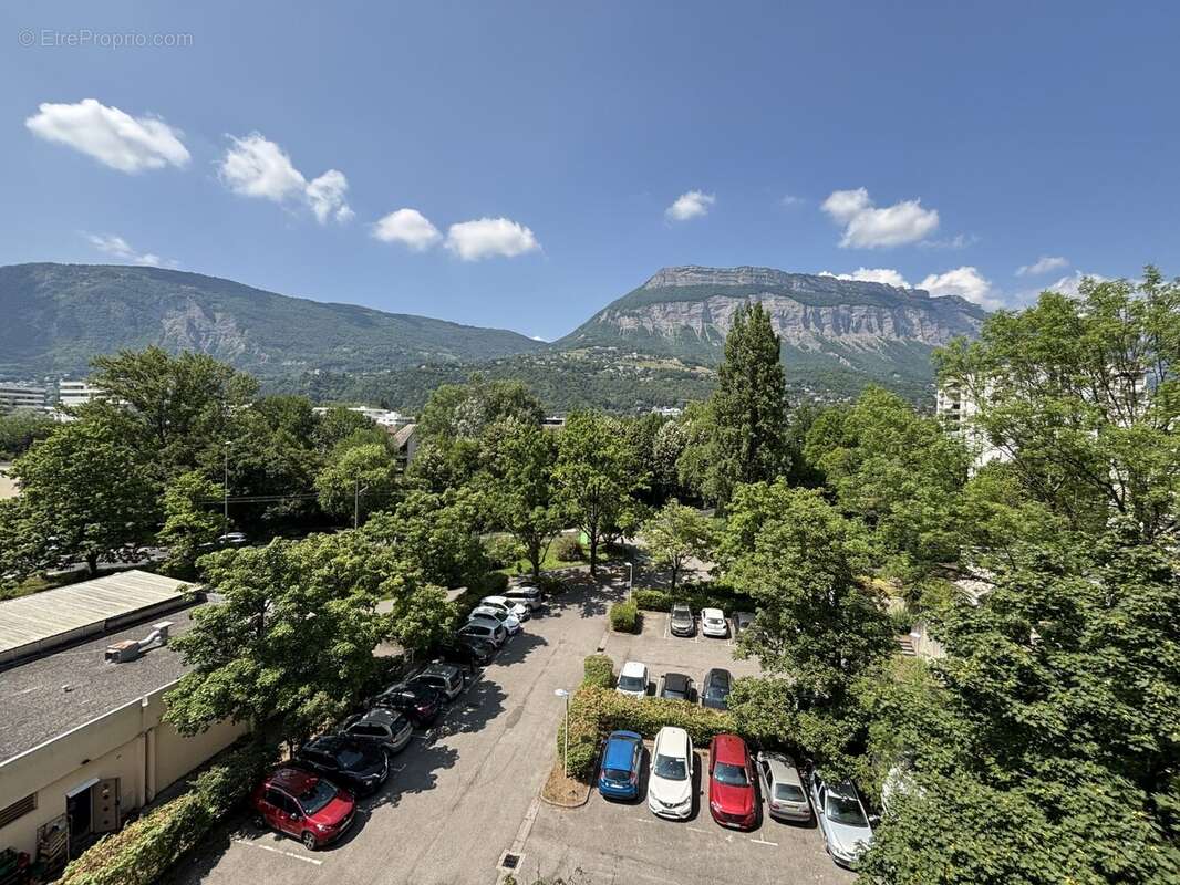 Appartement à MEYLAN