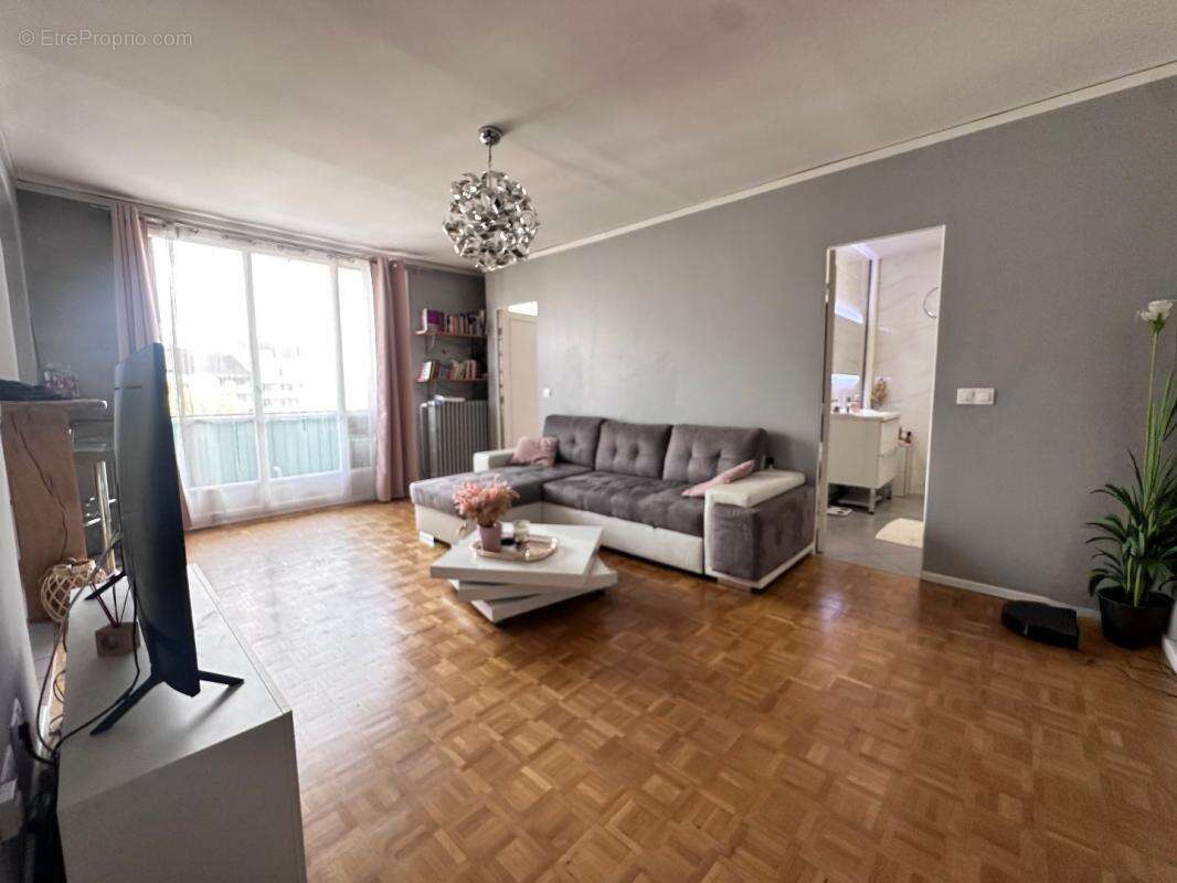 Appartement à MONTMAGNY