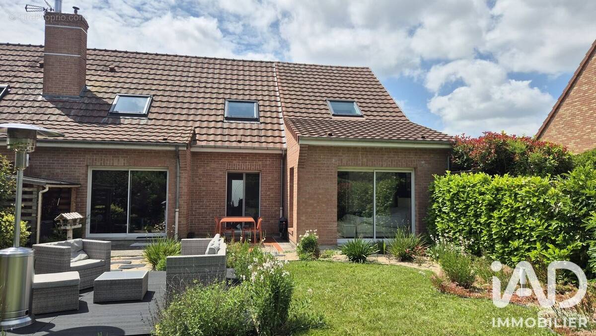 Photo 1 - Maison à LECELLES