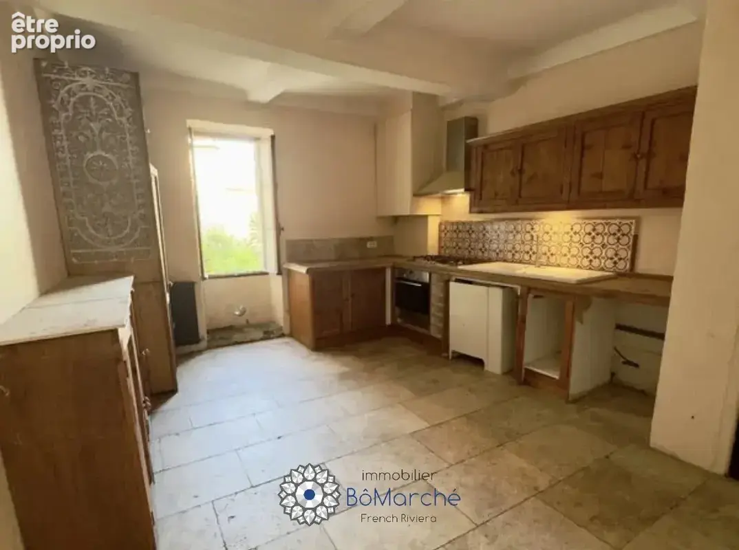 VENCE Vieille Ville Maison avec loggia - photo 3