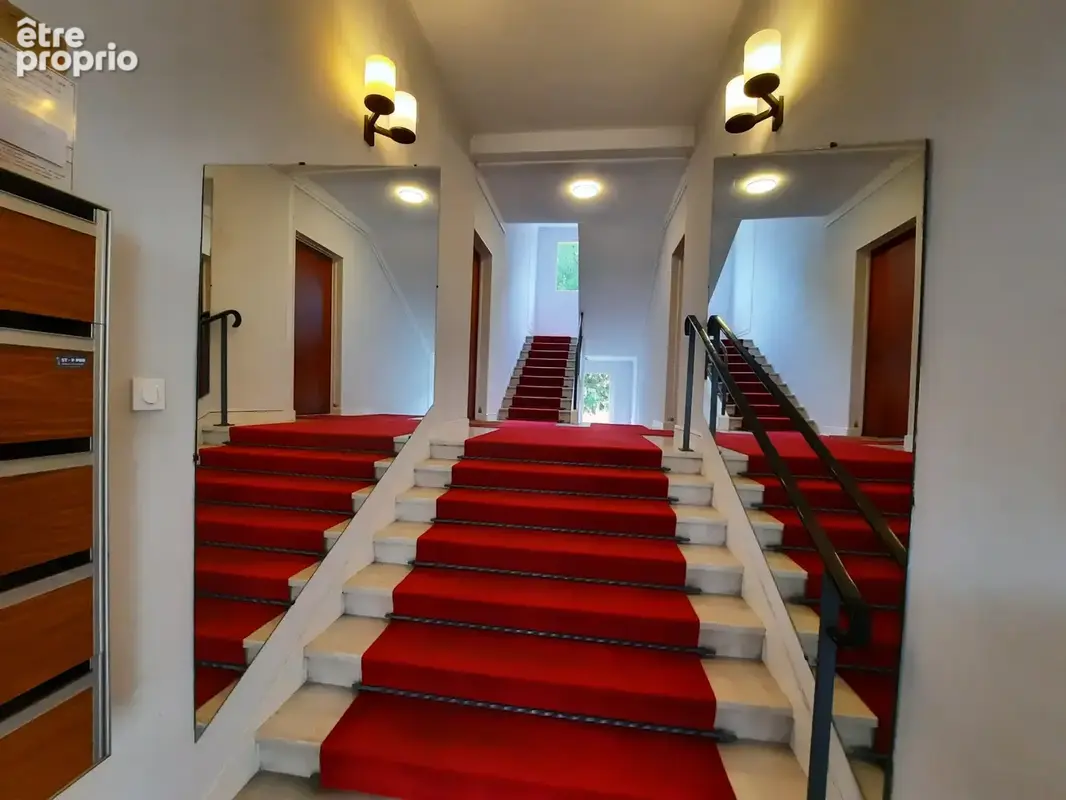 Neuilly-sur-Seine   Quartier Inkermann  3 pièces de 62 m2  Lumineux, traversant et idéalement situé dans un - photo 4