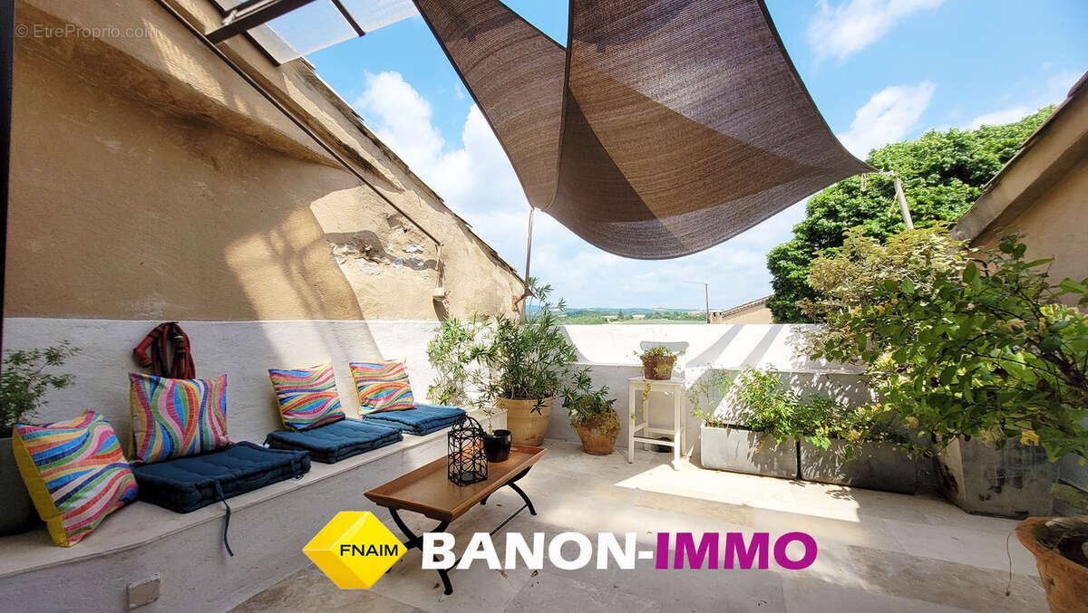 Maison à REVEST-DU-BION