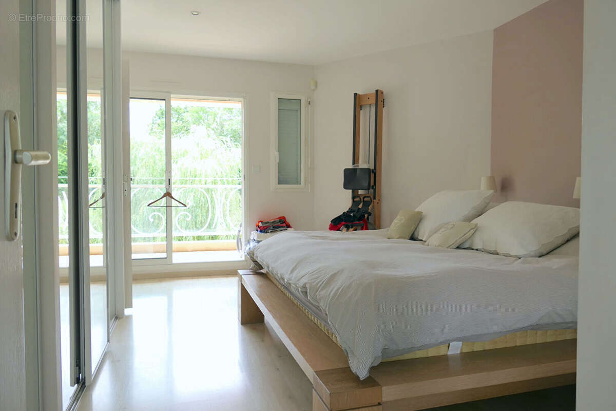 Propriété de 196 m2 - 4 Chambres - Piscine - Les Sorinieres - photo 7