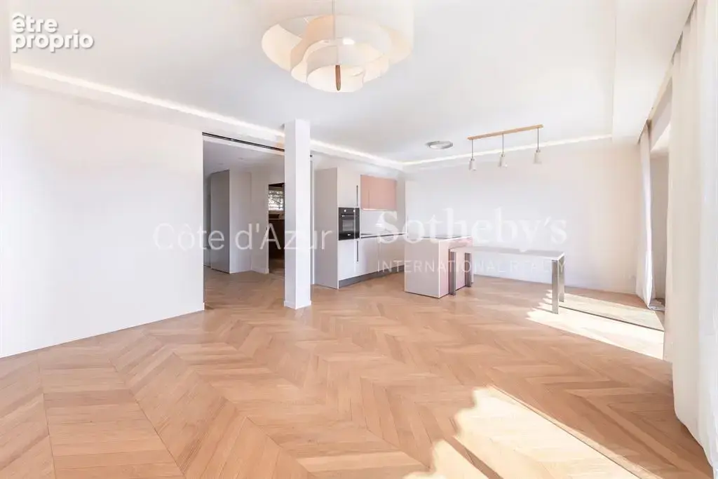 Villefranche sur Mer, appartement rénové avec vue mer au Col de Villefranche - photo 9
