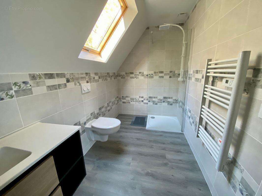 Maison à LE BUISSON-DE-CADOUIN