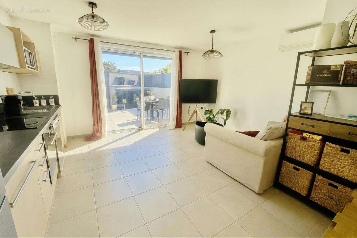 Appartement à CASTELNAU-LE-LEZ