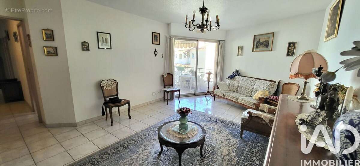 Photo 2 - Appartement à SIX-FOURS-LES-PLAGES