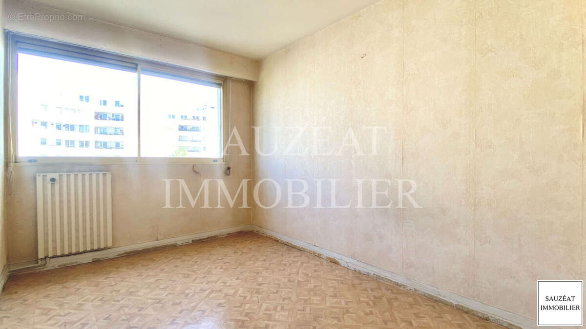 Appartement à MONTROUGE