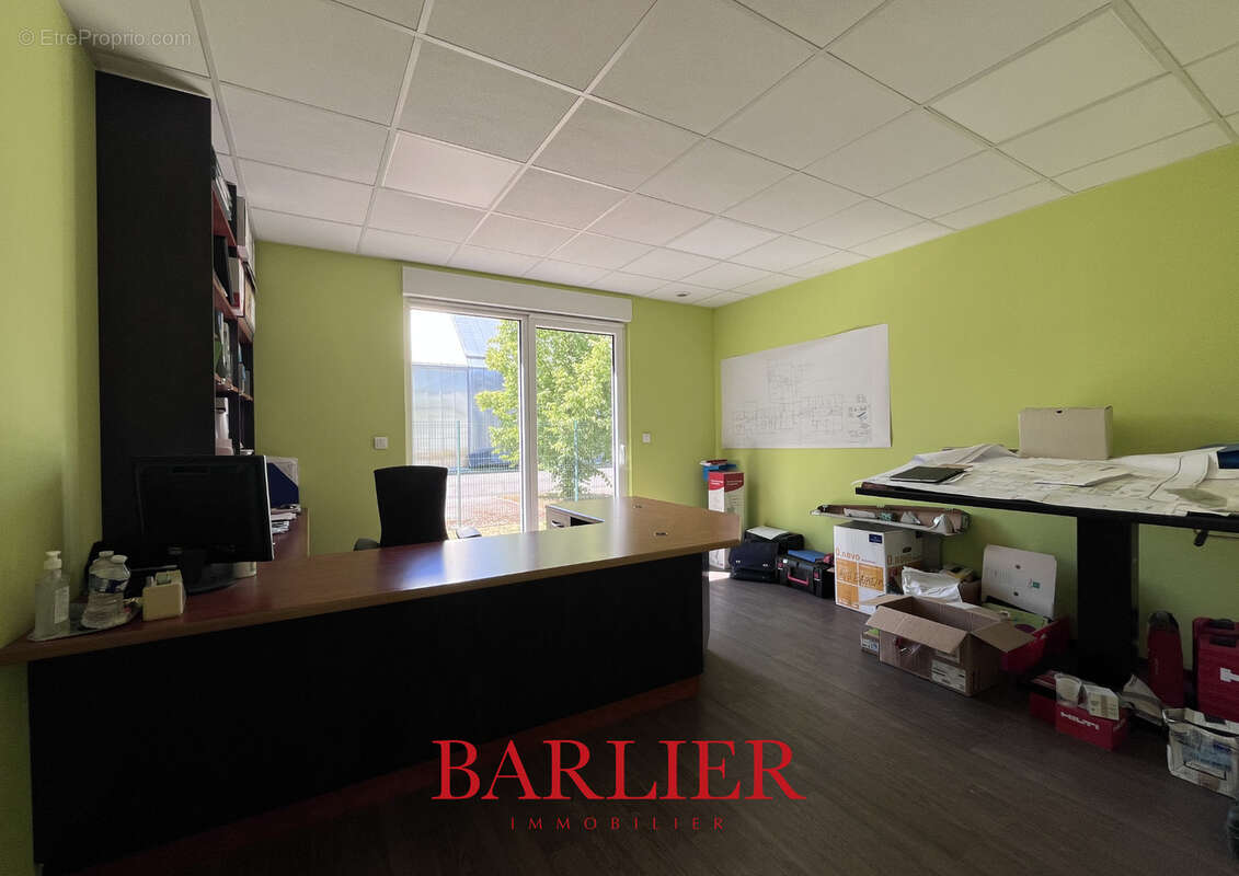 Bureaux de 200m2 et entrepôts de 200m2 - photo 8