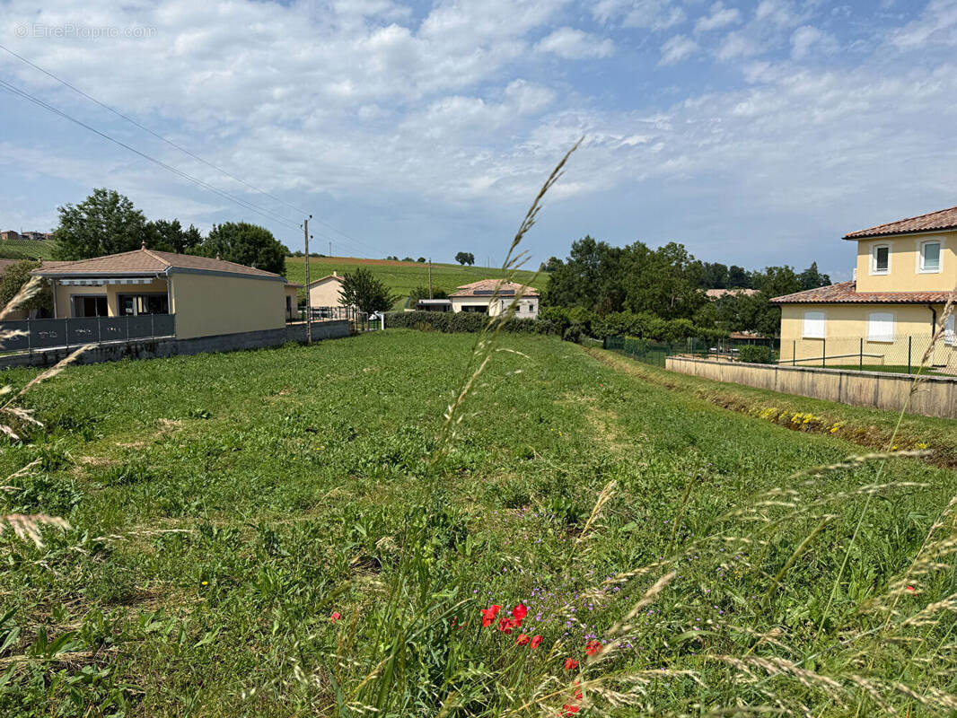 Terrain à DENICE