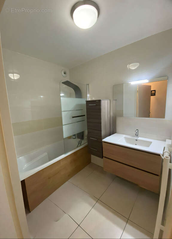 Appartement à SARROLA-CARCOPINO