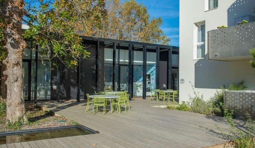 INVESTISSEMENT LOCATIF  CENON  Résidence Seniors Stella - Le Grand Cèdre - 6,57 % de rentabilité - photo 6