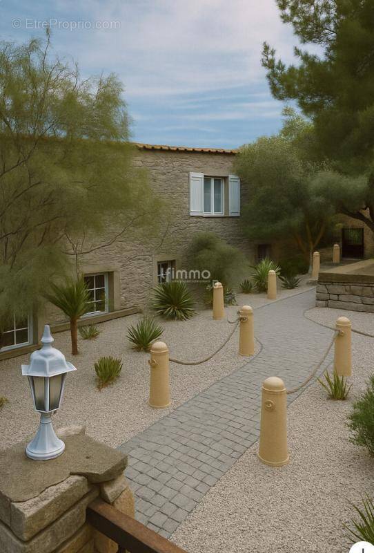 Maison à MONTREDON-DES-CORBIERES