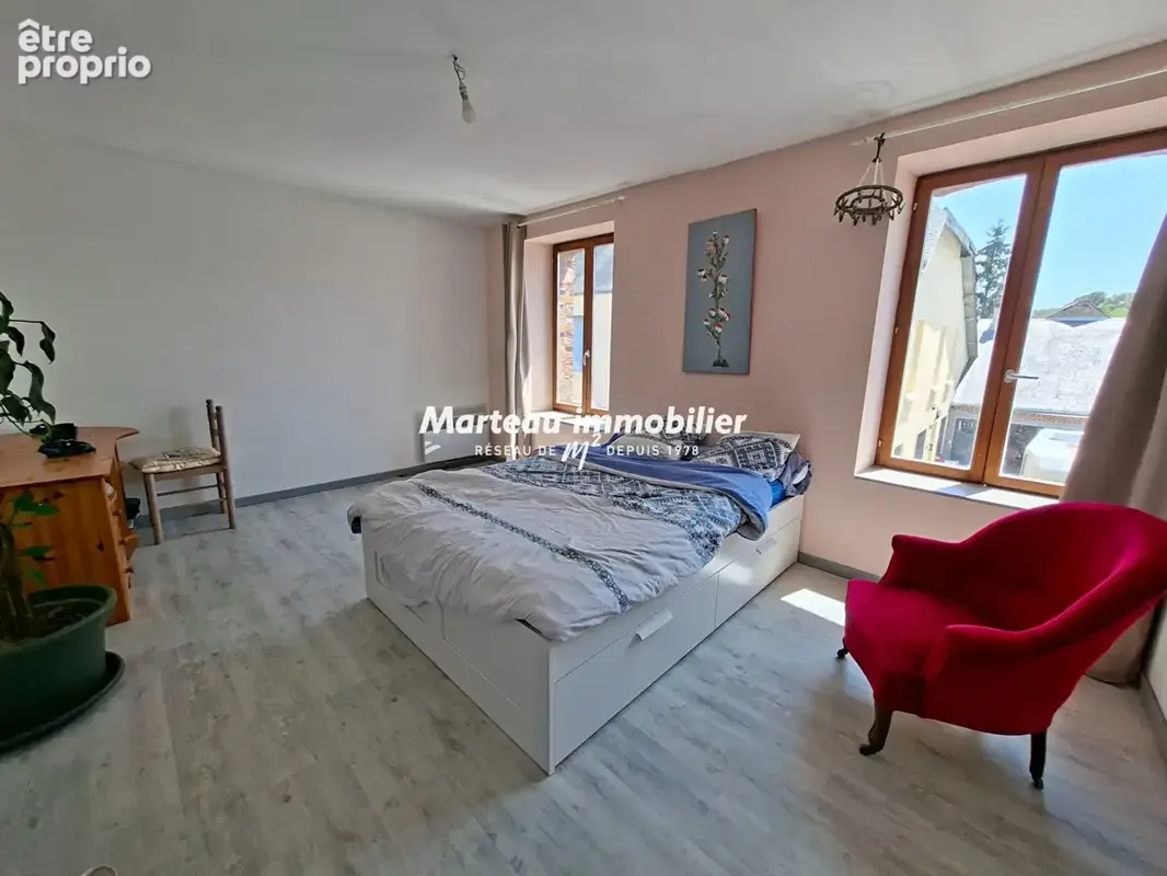 Maison de bourg Tresson 4 pièce(s) 125 m2 - photo 5