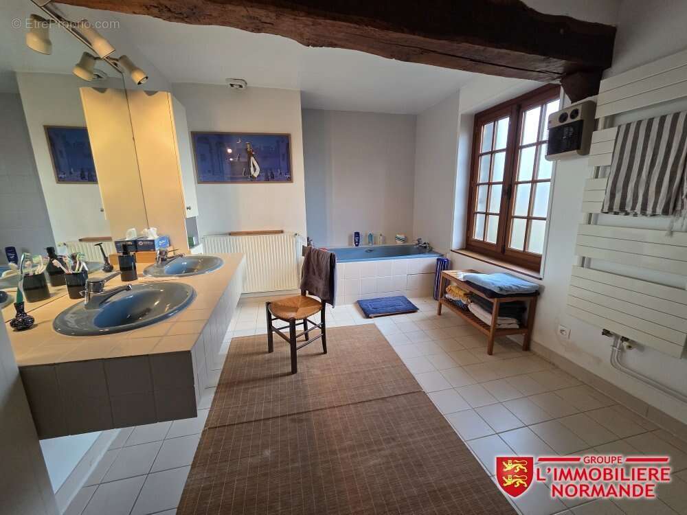 Maison à ROMILLY-SUR-ANDELLE