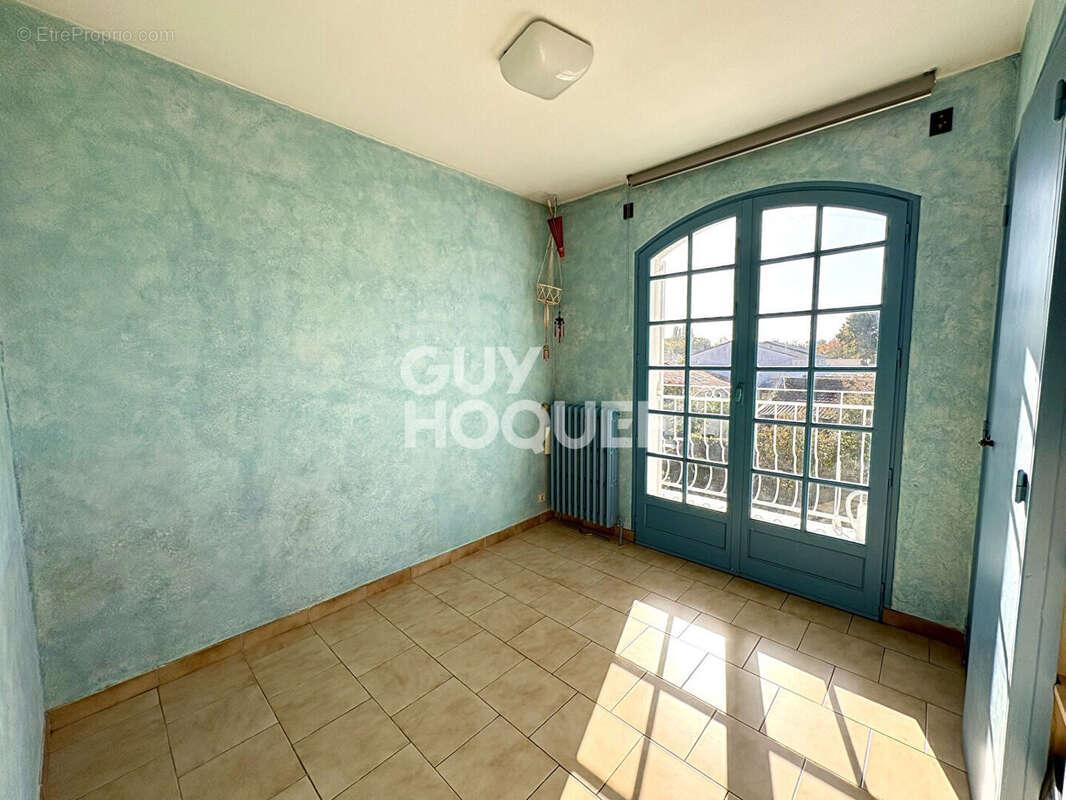 Maison à VILLENAVE-D&#039;ORNON