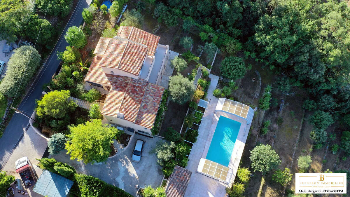 Maison 185 m² à Cabris  - photo 5