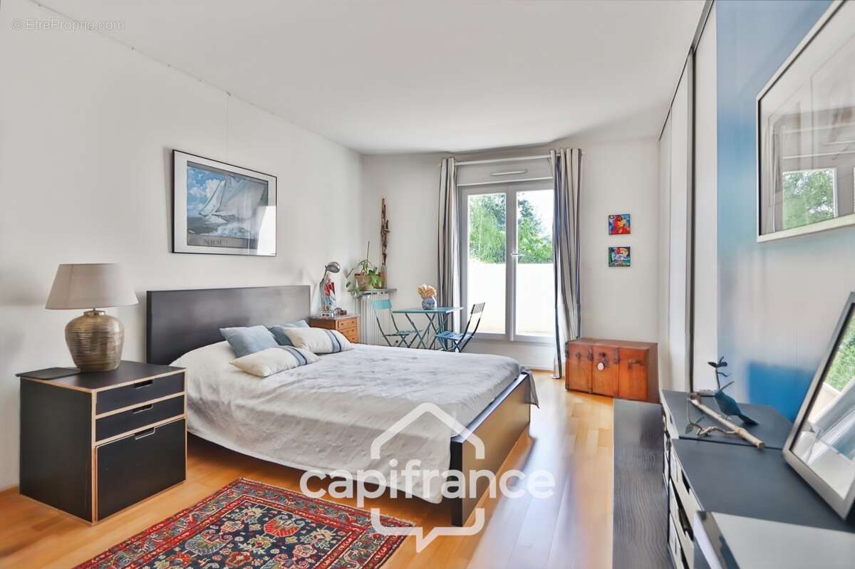 Maison familiale à vendre 7 pièces GARCHES (92) - photo 10
