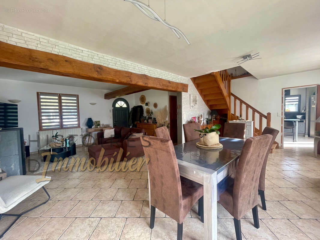 Maison à DAMPIERRE-SAINT-NICOLAS