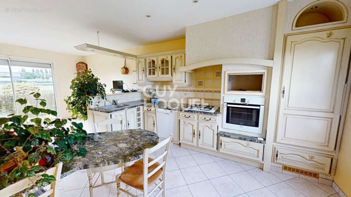 Maison à SAINT-OVIN