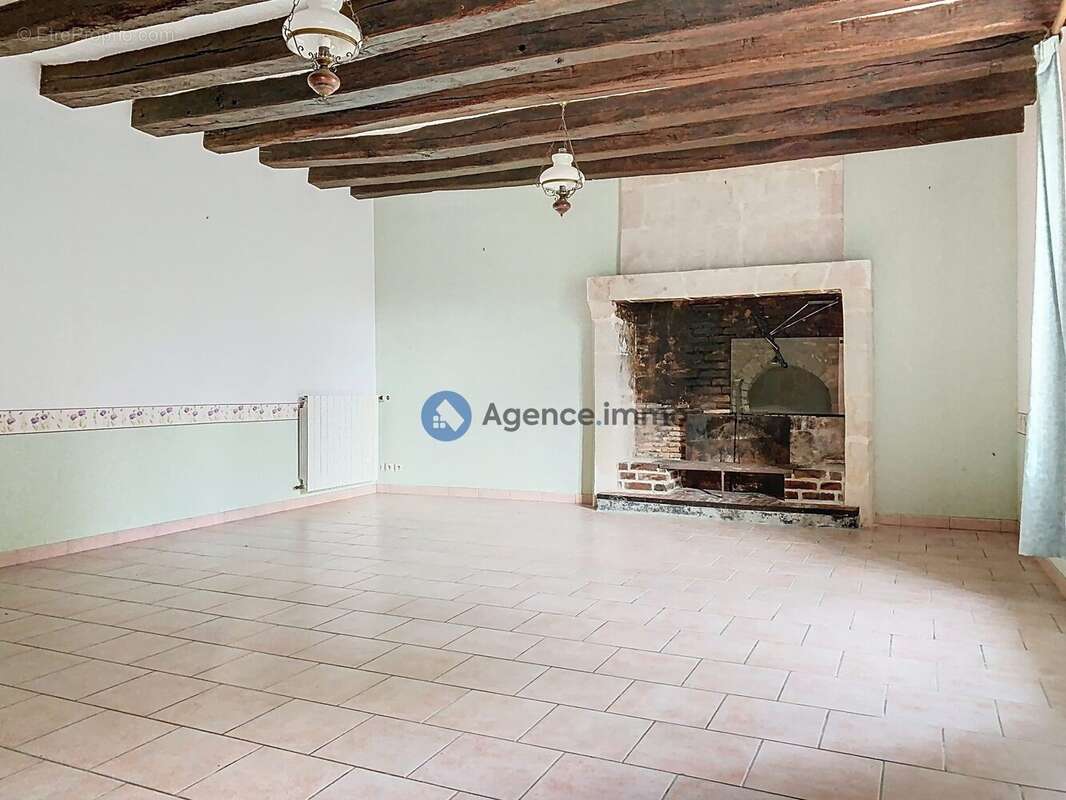 Maison à CHATEAU-LA-VALLIERE