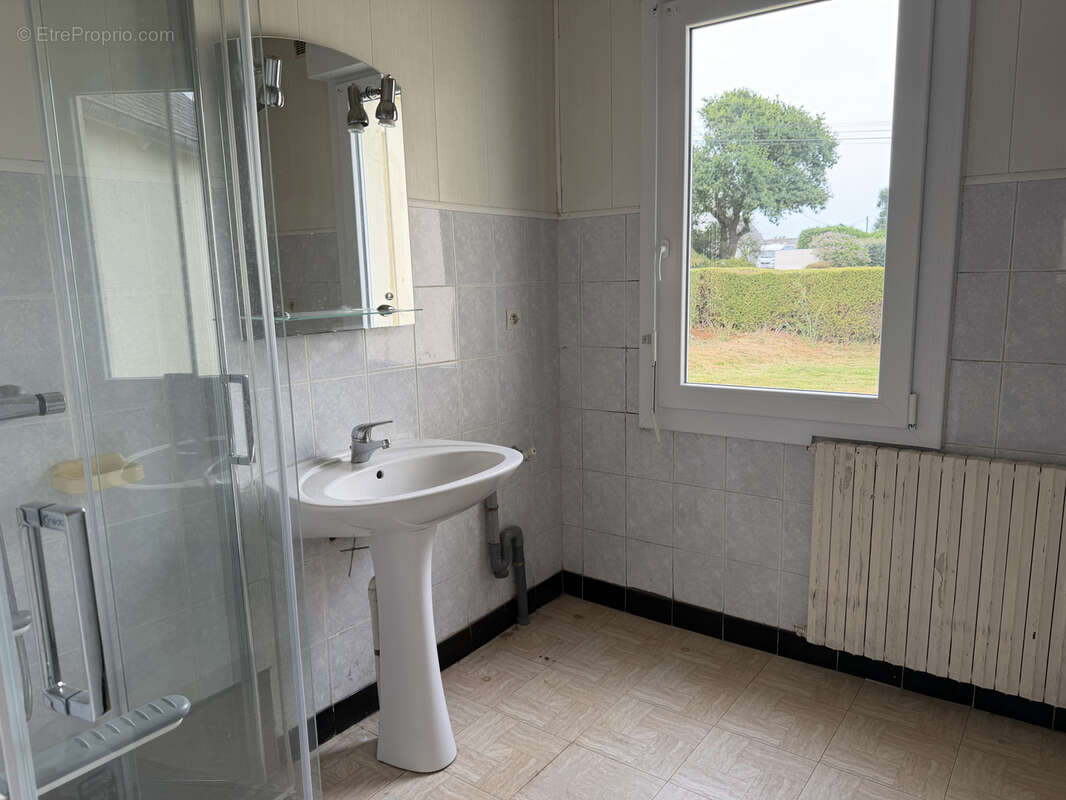Erquy 22430, fort potentiel pour cet ensemble immobilier avec maison, ancienne forge et hangar. - photo 6