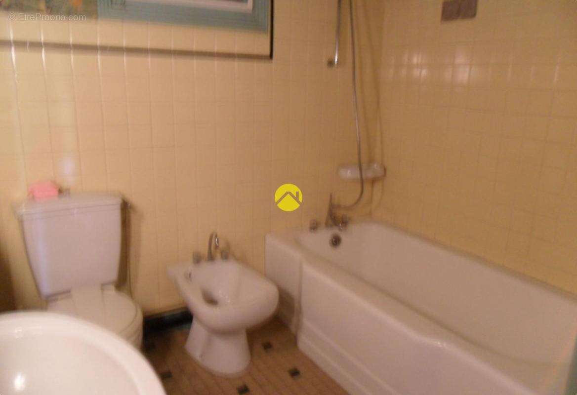 Maison à CHARENTON-DU-CHER