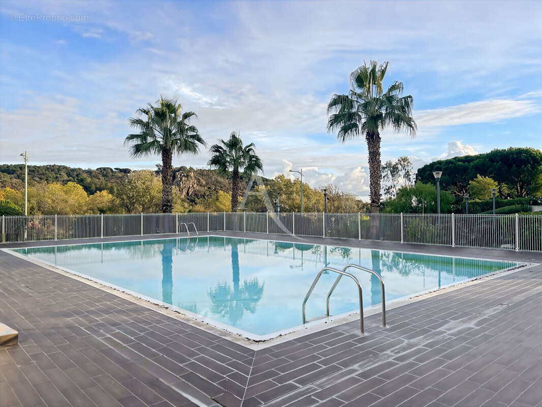 Appartement à LE CANNET