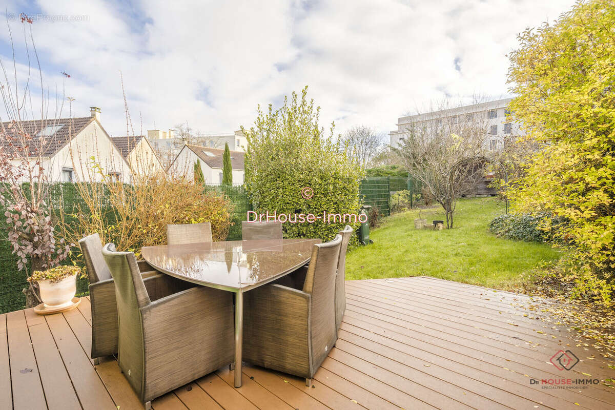 Maison à BRY-SUR-MARNE