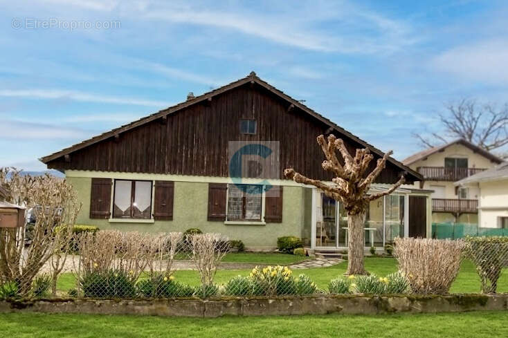 Appartement à SAINT-PIERRE-EN-FAUCIGNY