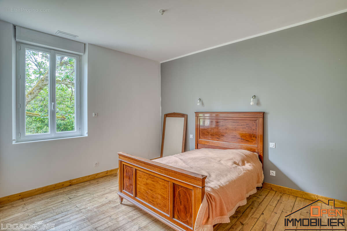 Maison à MONFLANQUIN