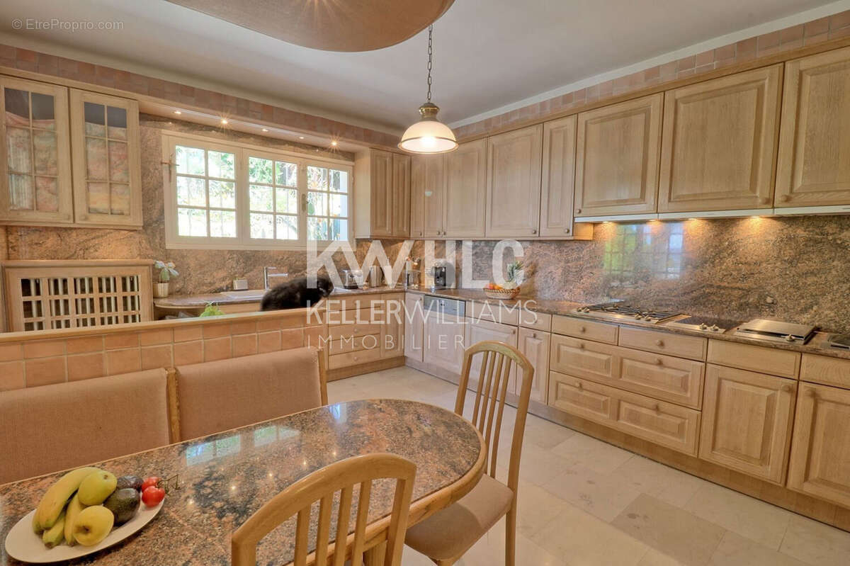 Maison 386 m² à Nice  - photo 6
