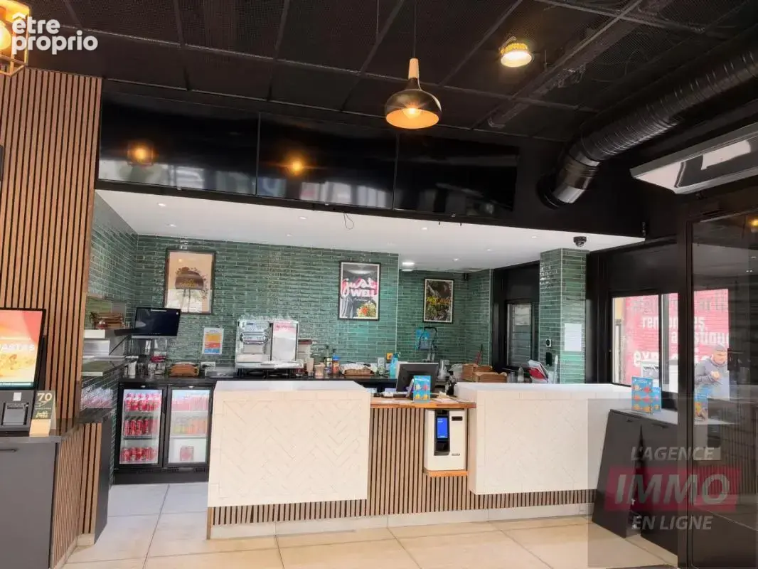 Commerce 194 m² à vendre à Cergy (95000) - photo 2