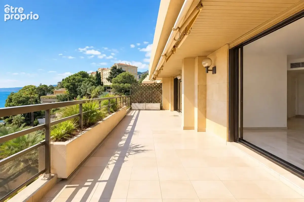 Cap d'ail "mala" - 3p 80m² - terrasse 35m² - garage - cave - vue mer panoramique - piscines - photo 4