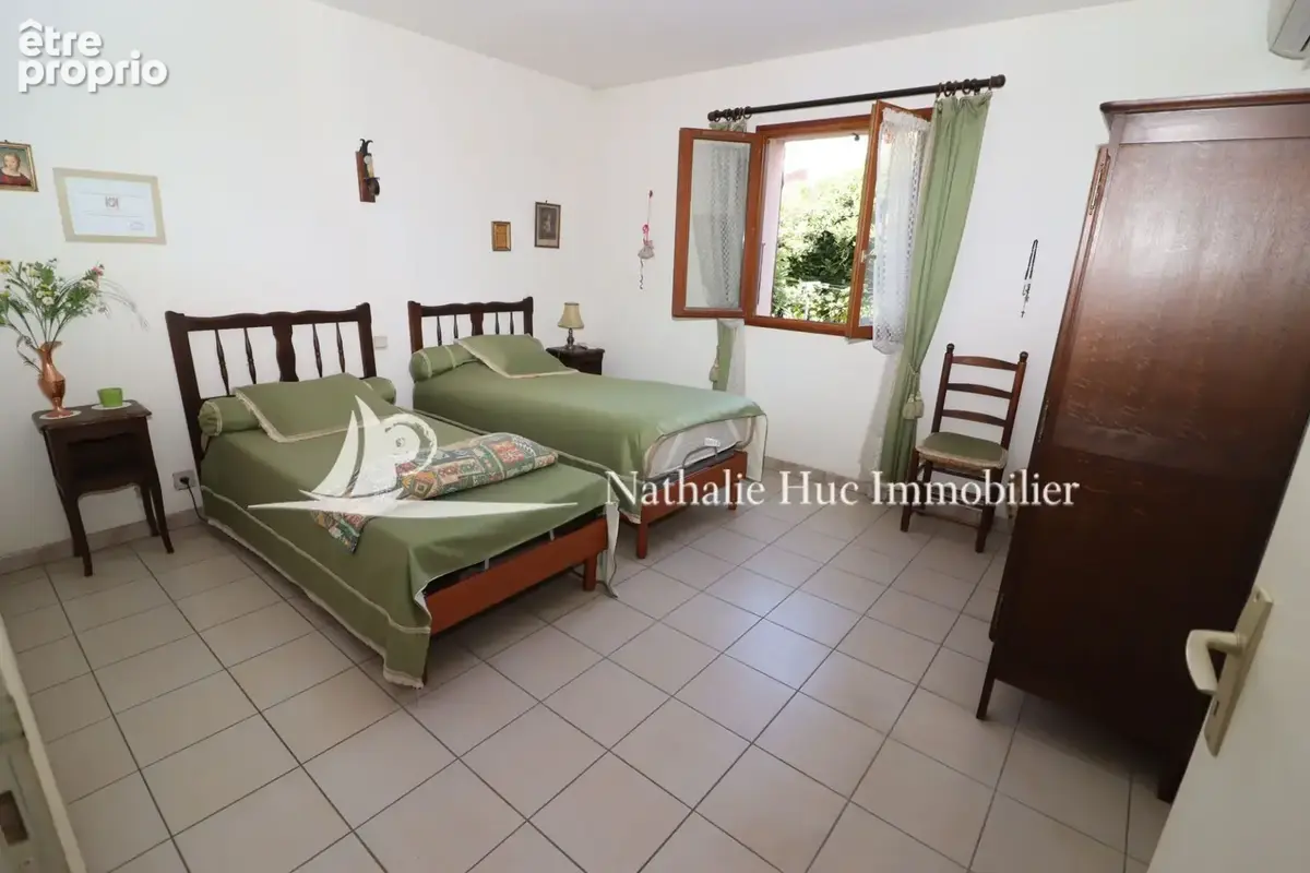 Maison 132 m² à Villelongue-De-La-Salanque  - photo 8