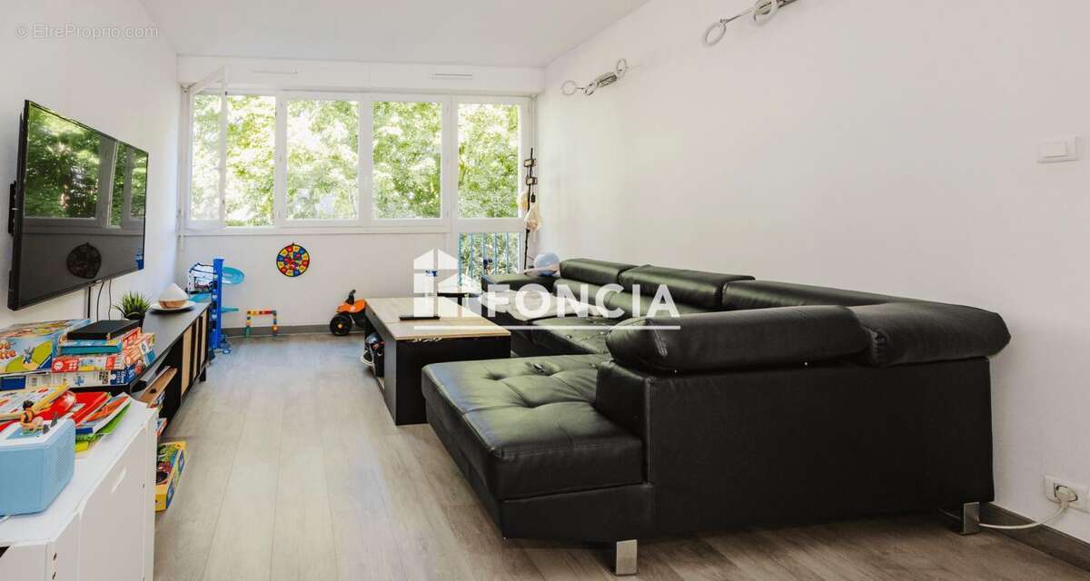 Appartement T3 lumineux exposé OUEST - 76m2 - Calme au pied du METRO - photo 3