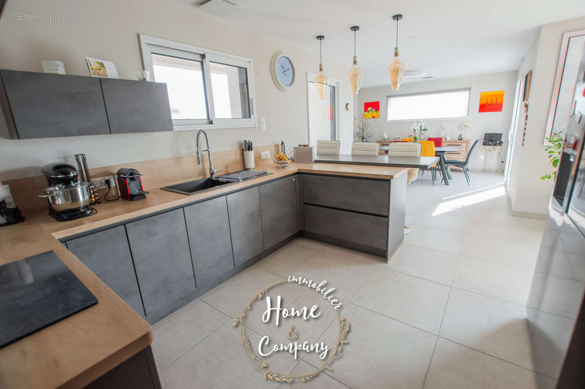 Maison à SAINT-SULPICE-DE-ROYAN