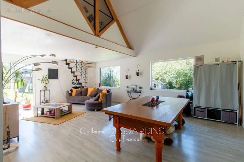 Maison à AUBRY-LE-PANTHOU