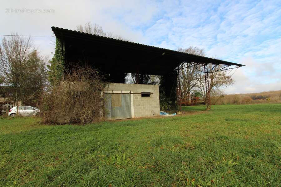 Maison à ENTRAINS-SUR-NOHAIN