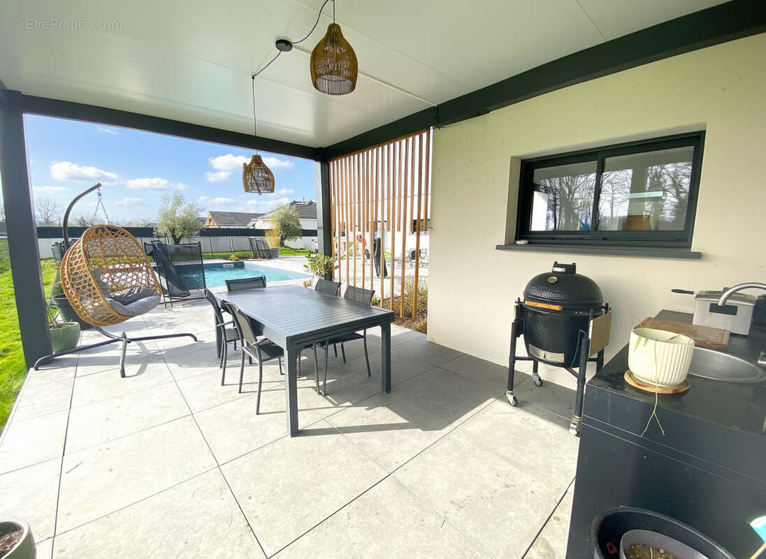 Maison à SERRES-CASTET