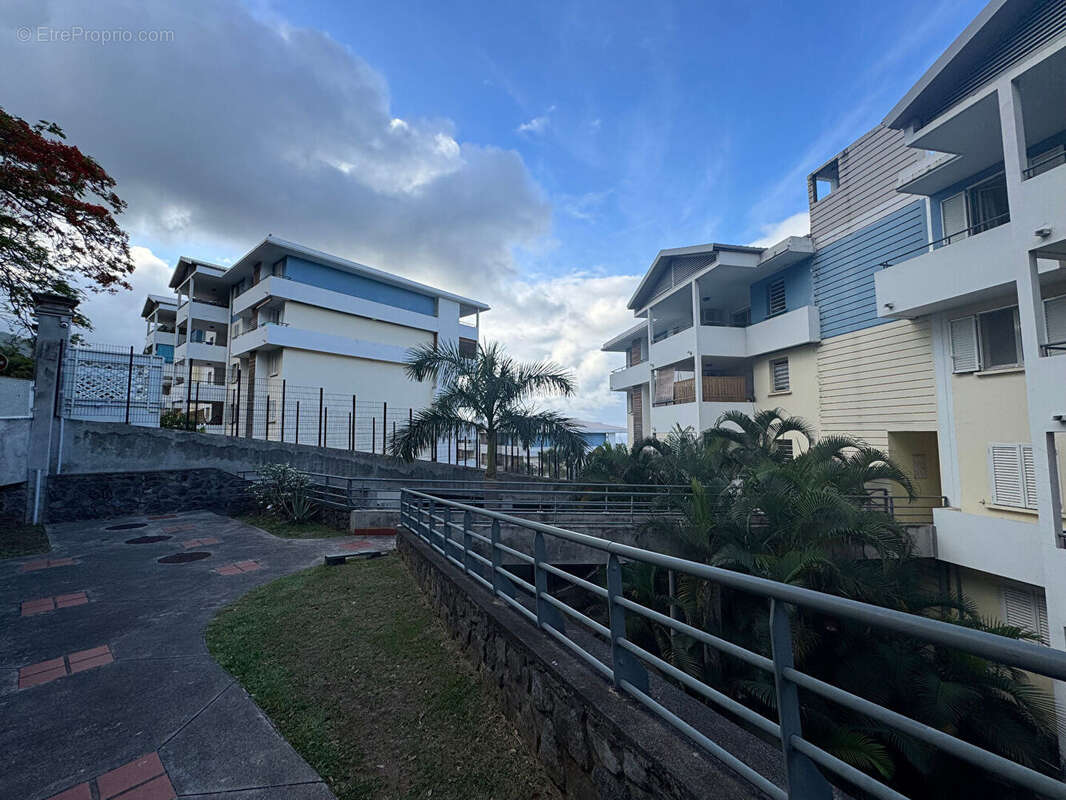 Appartement à SAINT-DENIS