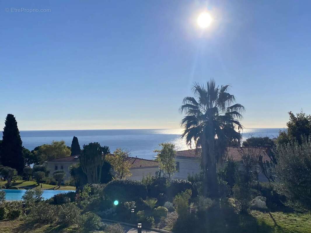 Appartement à ROQUEBRUNE-CAP-MARTIN