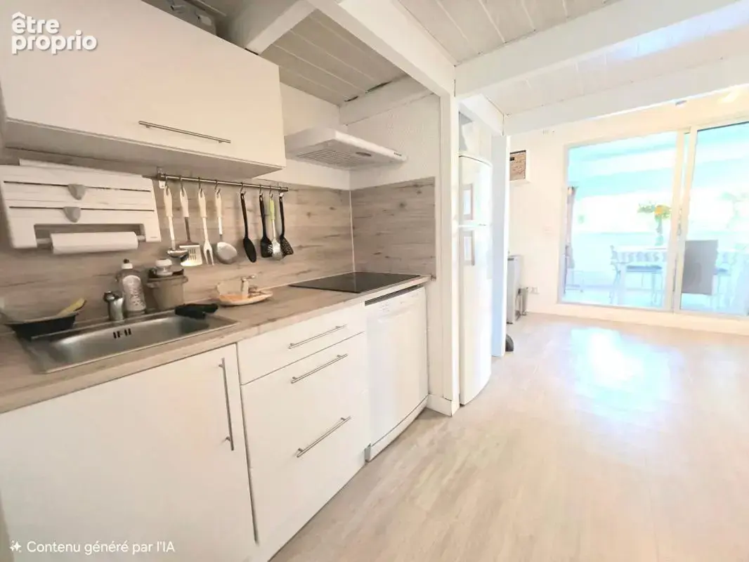 Maison Le Lavandou 3 pièce(s) 24 m2 PARKING PISCINE - photo 2