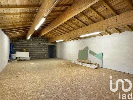 Photo 2 - Maison à COURCOME