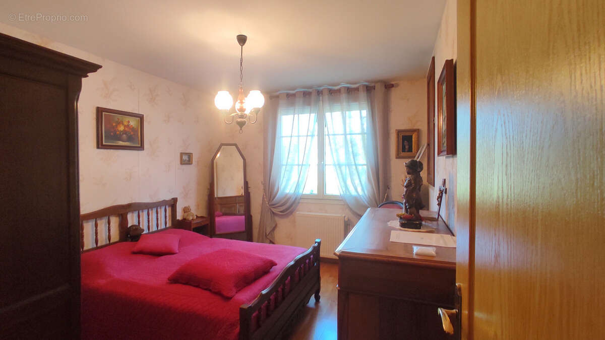 Maison à CHATELLERAULT