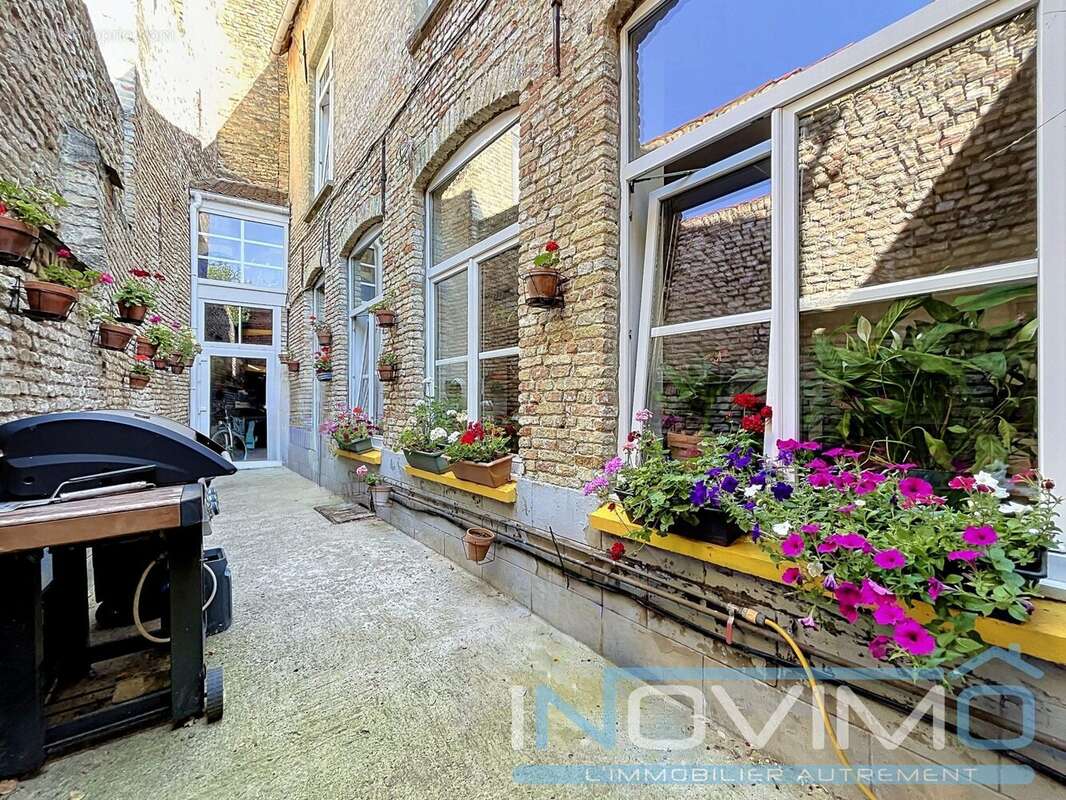 Maison 260 m² à Bergues  - photo 9