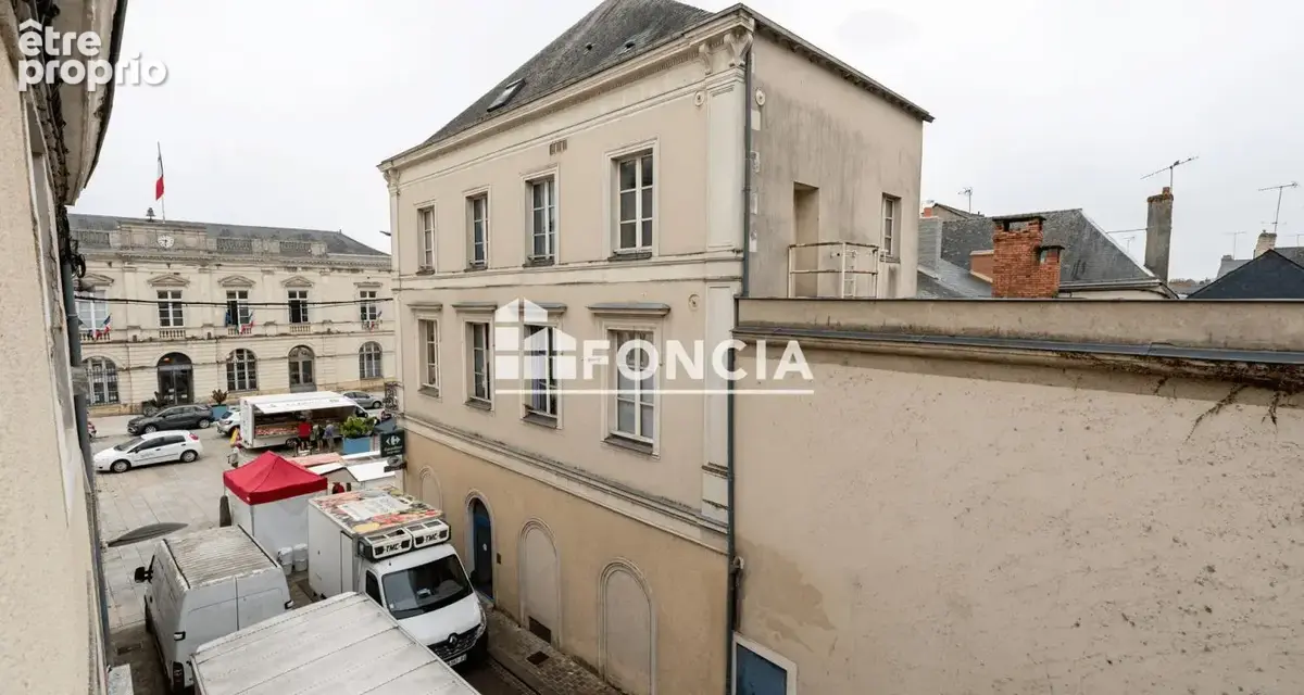 Immeuble à rapport en plein centre de Sablé sur Sarthe - photo 2