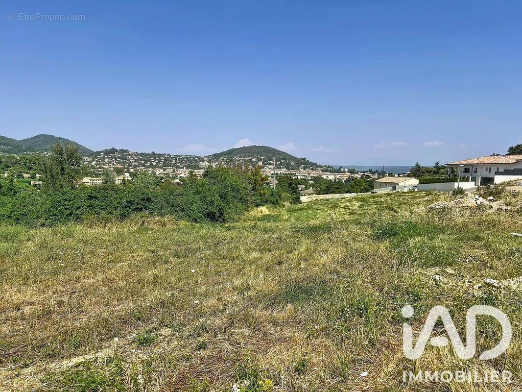 Photo 1 - Terrain à MANOSQUE