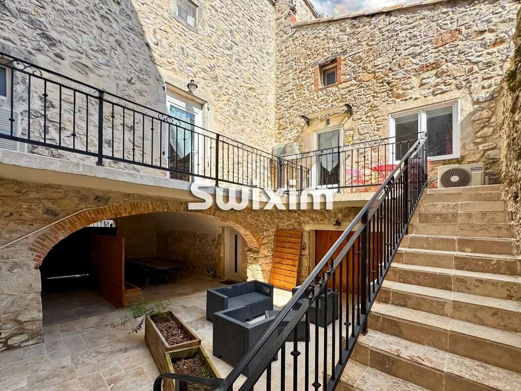 Maison à BOURG-SAINT-ANDEOL